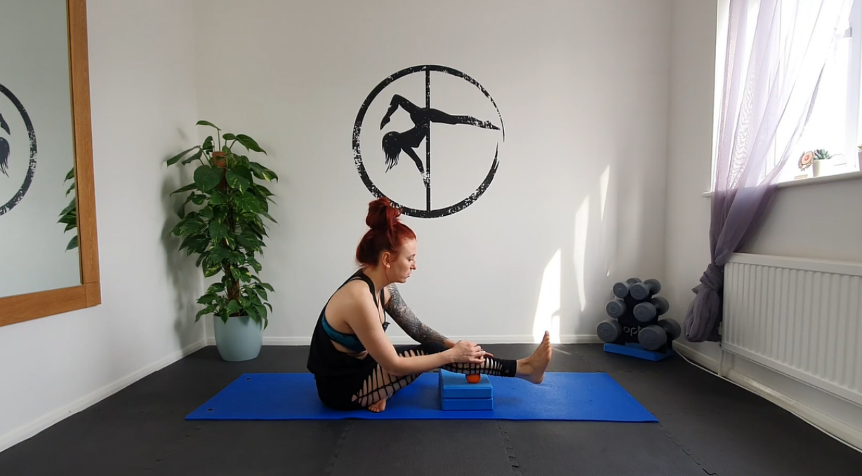 Massage, Stretch & Move: Lower Body